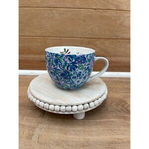 NWOT Lilly Pulitzer Floral Ceramic Mug With Gold Handle 12 oz Blue & White